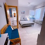 Falk Studio Szálloda *